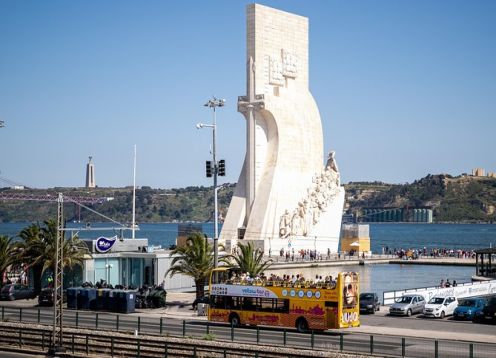 Tour de ônibus com paradas gratuitas e cruzeiro no rio em Lisboa. Lisboa, PORTUGAL