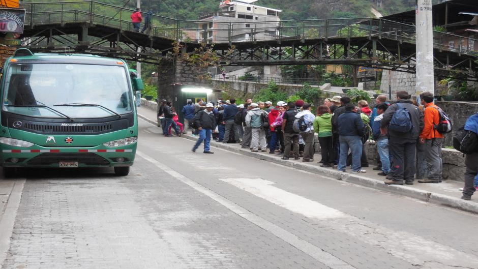 BUS AGUAS CALIENTES / MACHU PICCHU / AGUAS CALIENTES, Cusco, PERU